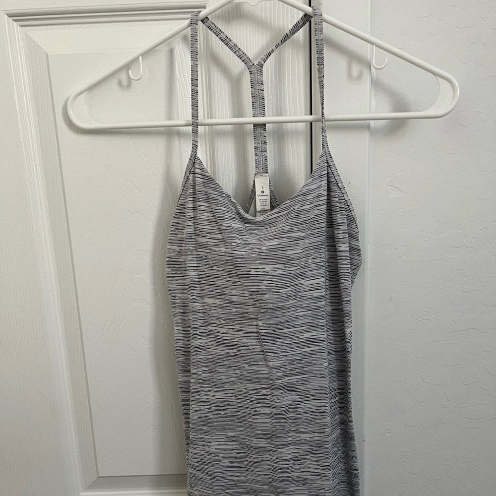 Lululemon tank top size 2